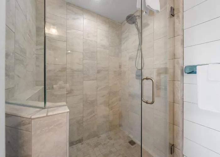 Crystal Shores West 805 By Youngs Suncoast *