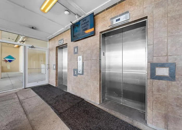 Crystal Shores West 805 By Youngs Suncoast Apartment *